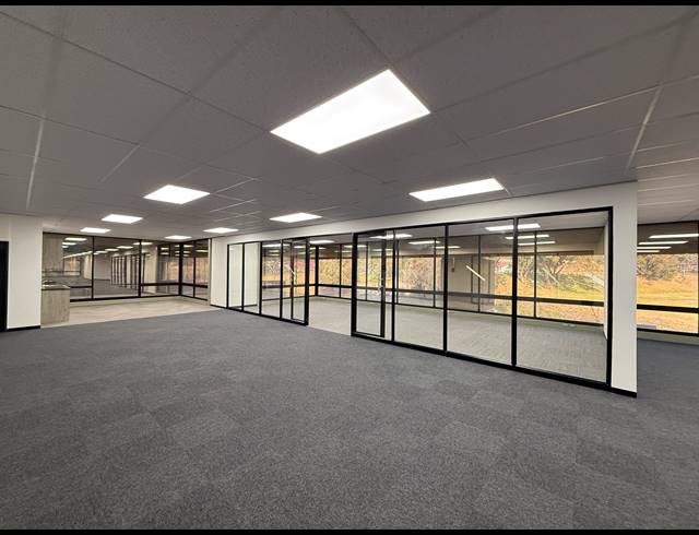 417M² OFFICE TO LET IN PARKTOWN